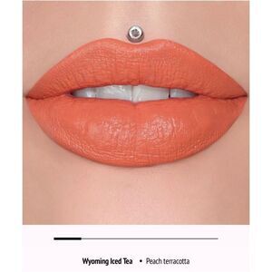 Jeffree Star *NEW* lipstick “WYOMING ICED TEA” Velvet Trap full size